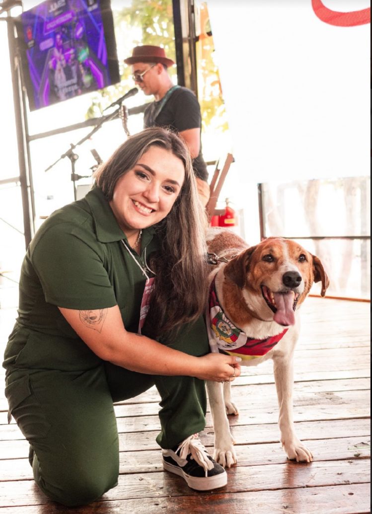 Adrielly Toledo, médica veterinária Endocanabinologista. .jpg